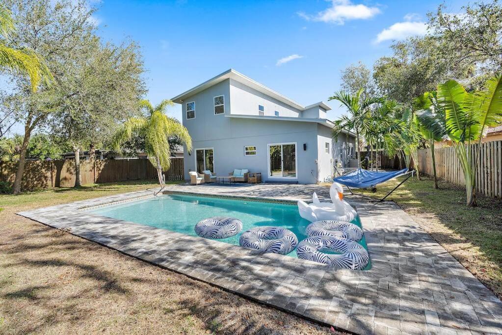 Florida Getaway With Backyard Pool Oasis Villa Sarasota Buitenkant foto